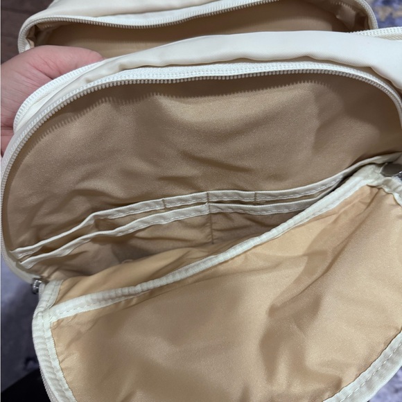 All in Motion Cream Backpack - Picture 5 of 6